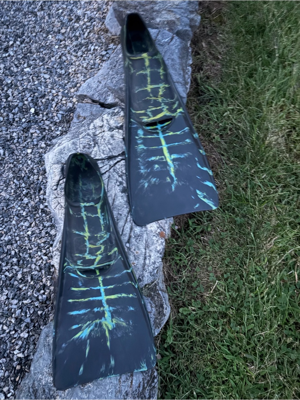Adult Black Swim Fins with Green Accent blue and yellow Diving Flippers Floating